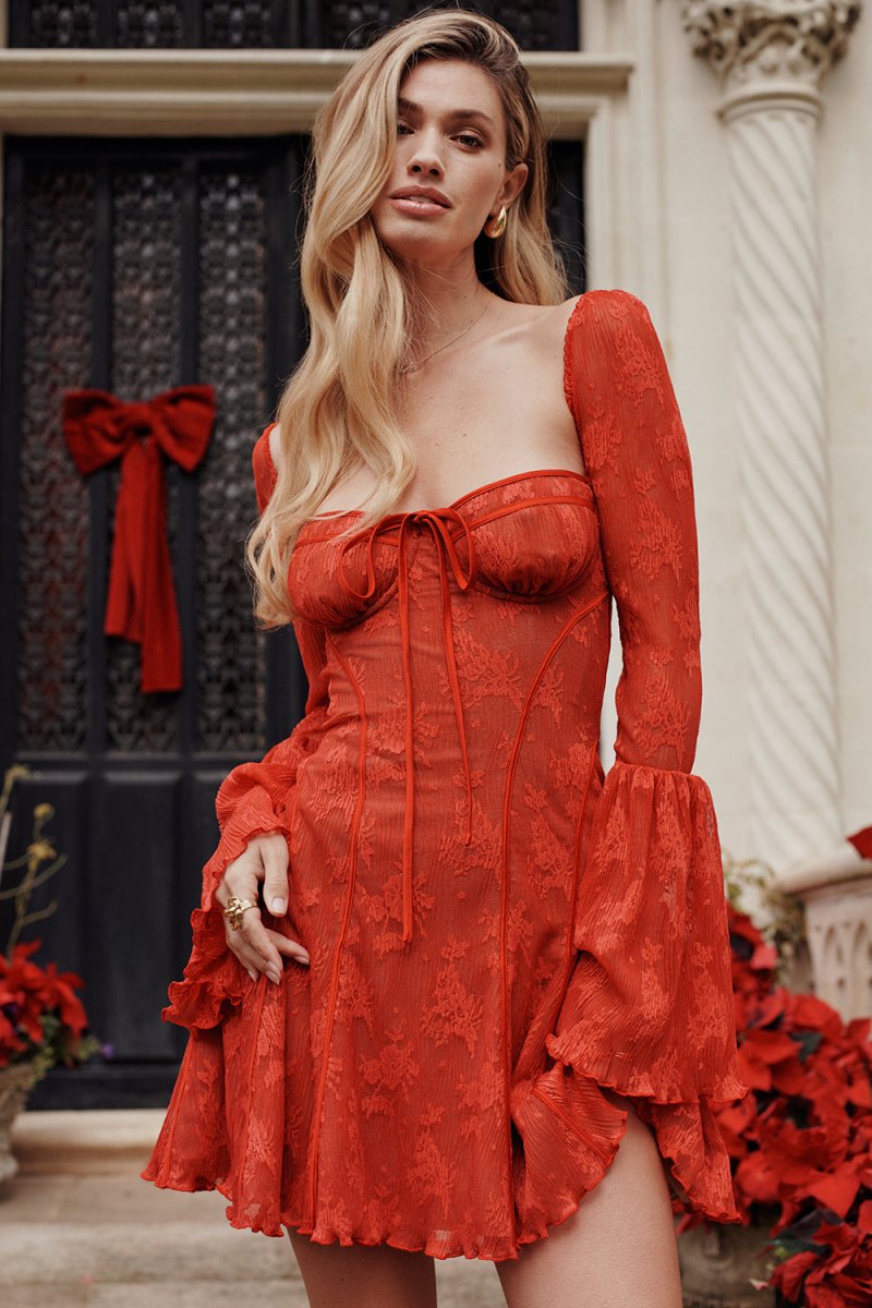 Rochie elegantă și fluidă pentru un stil rafinat