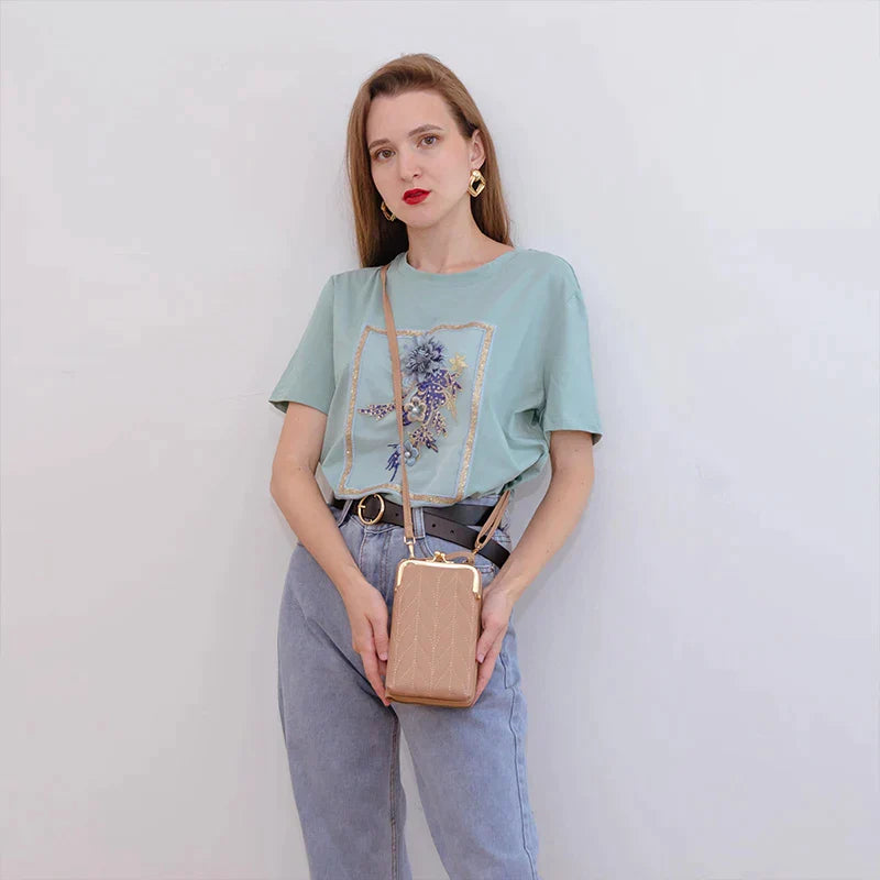 שיקדיה | תיק טלפון מיניאטורי